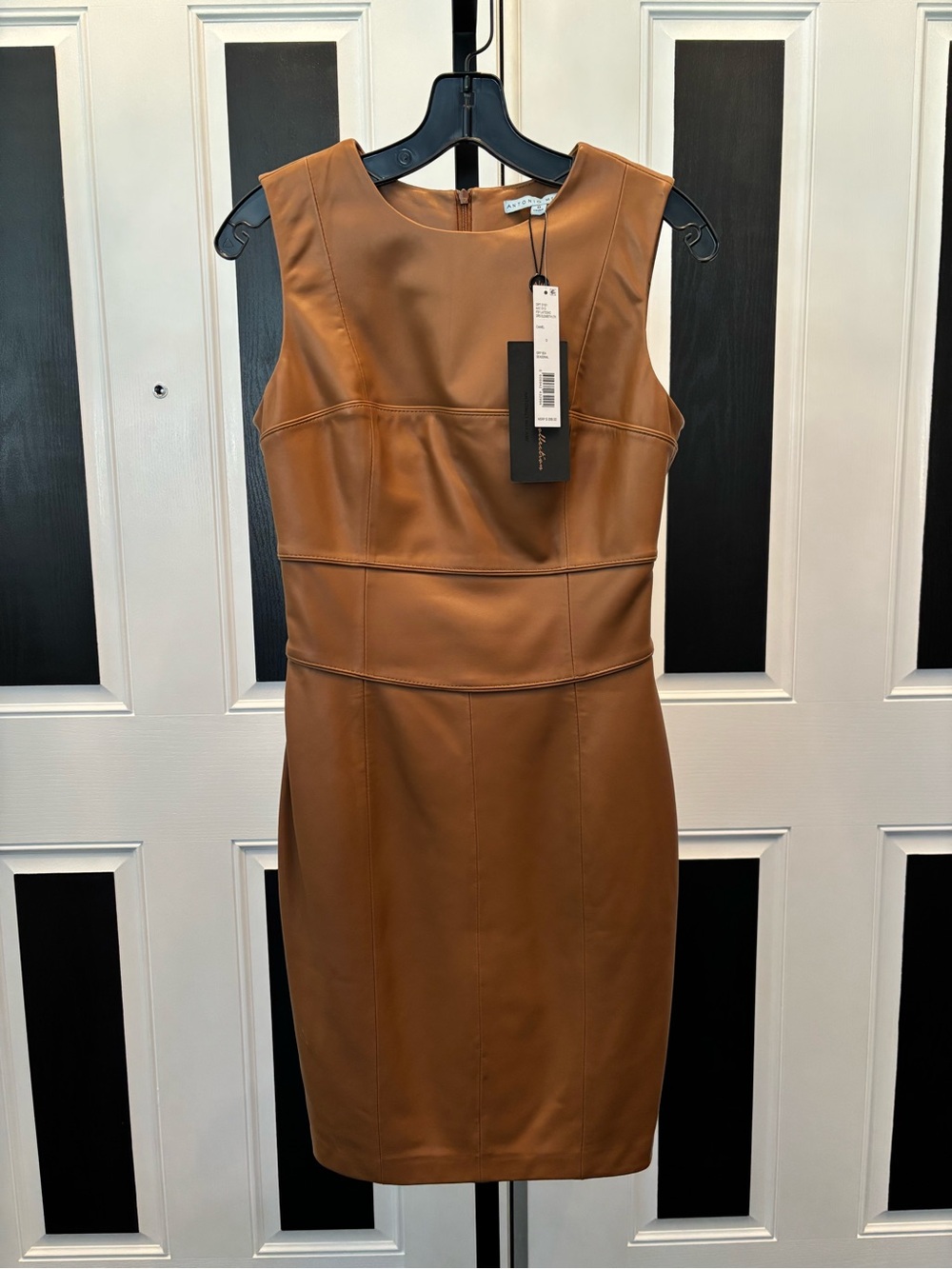 ANTONIO MELANI “Elizabeth” leather dress The luxury collection. Size 0 NWT $90.